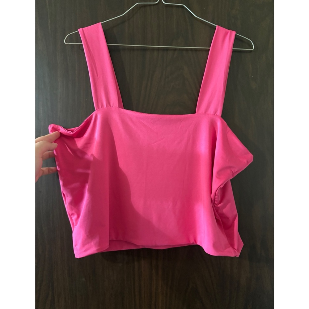 Pink Sleeveless Women's Crop Top